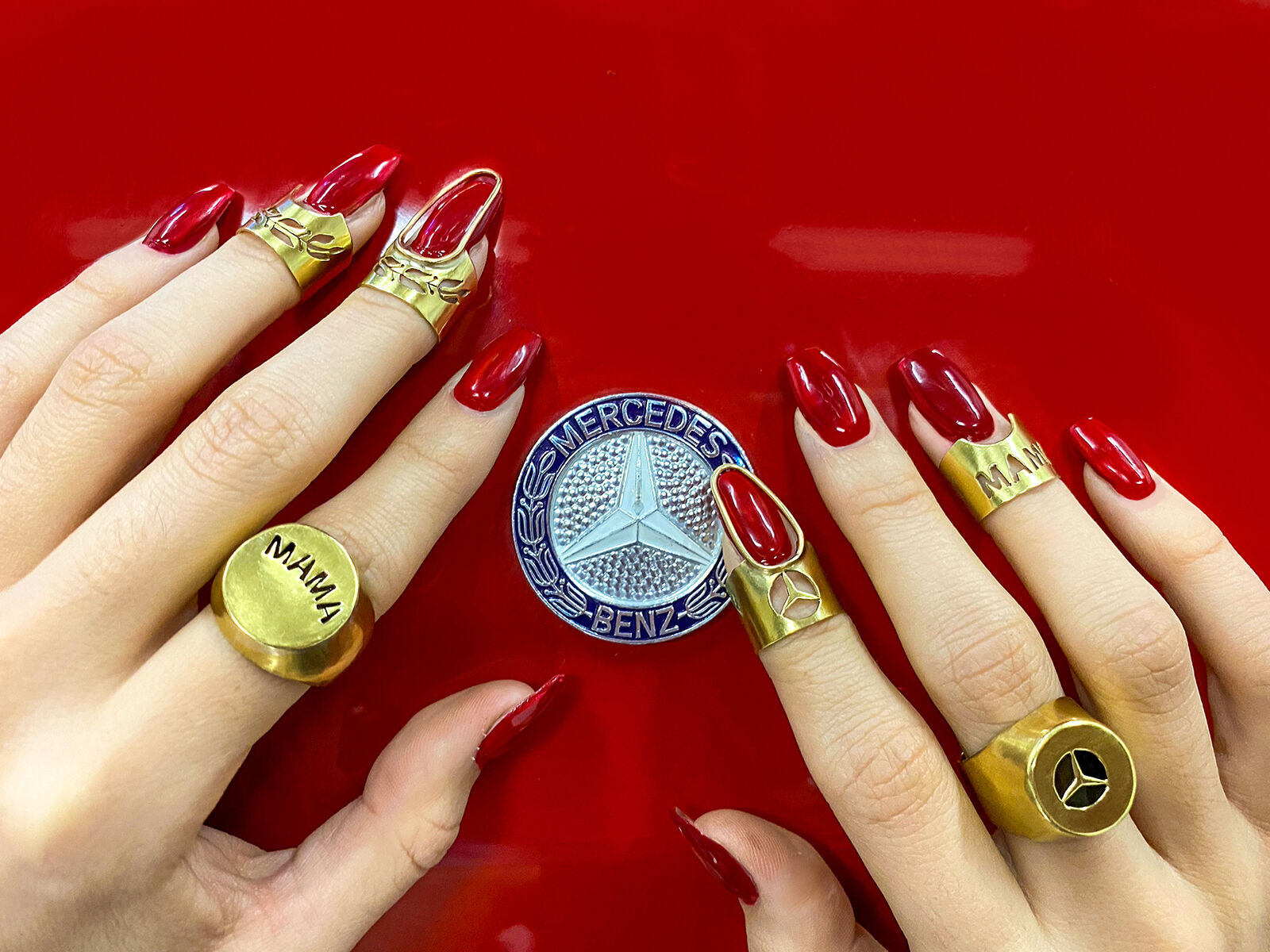 Merryn Alaka, Mama Benz Rings